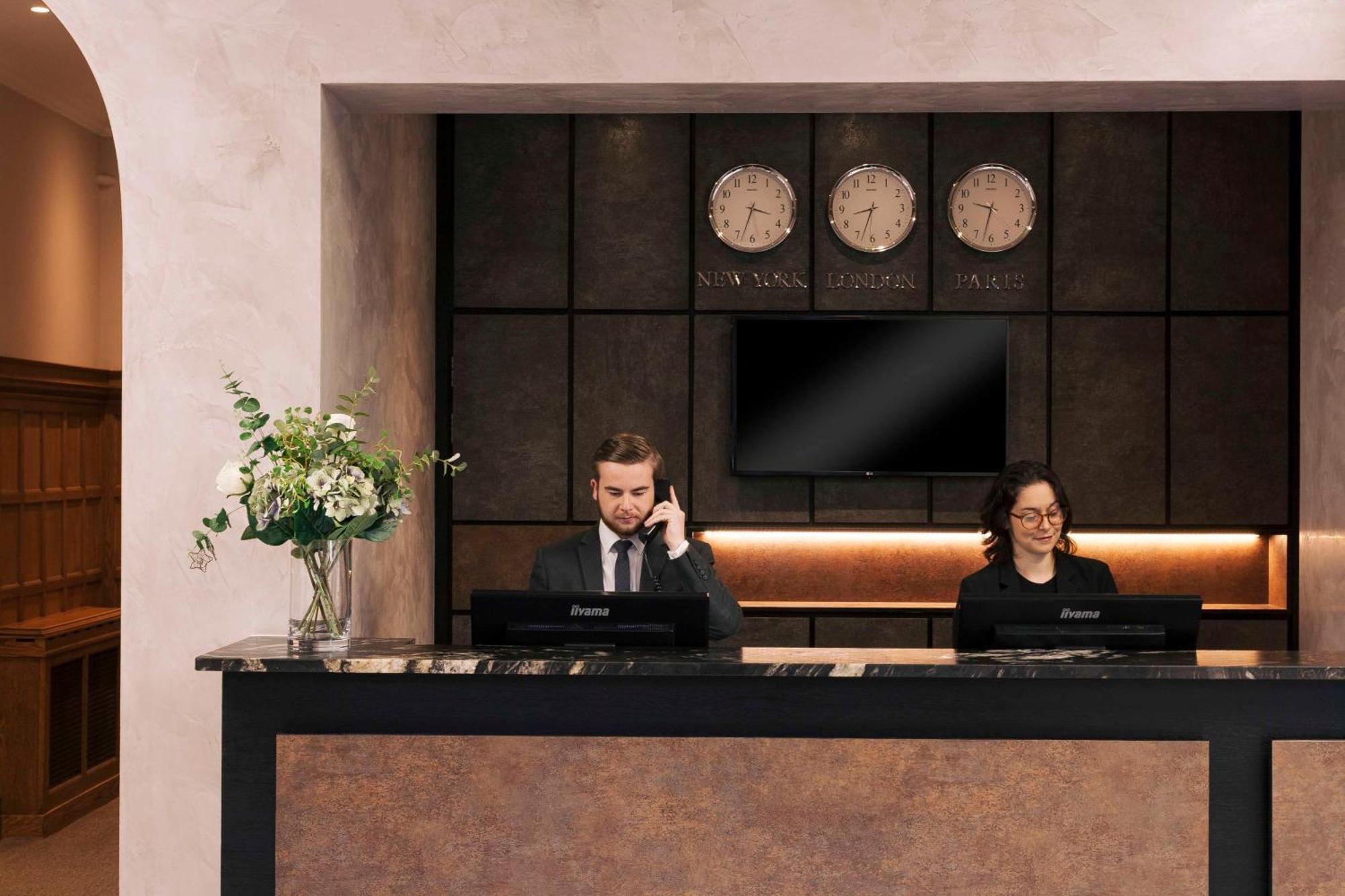 Oatlands Park Hotel Weybridge Kültér fotó