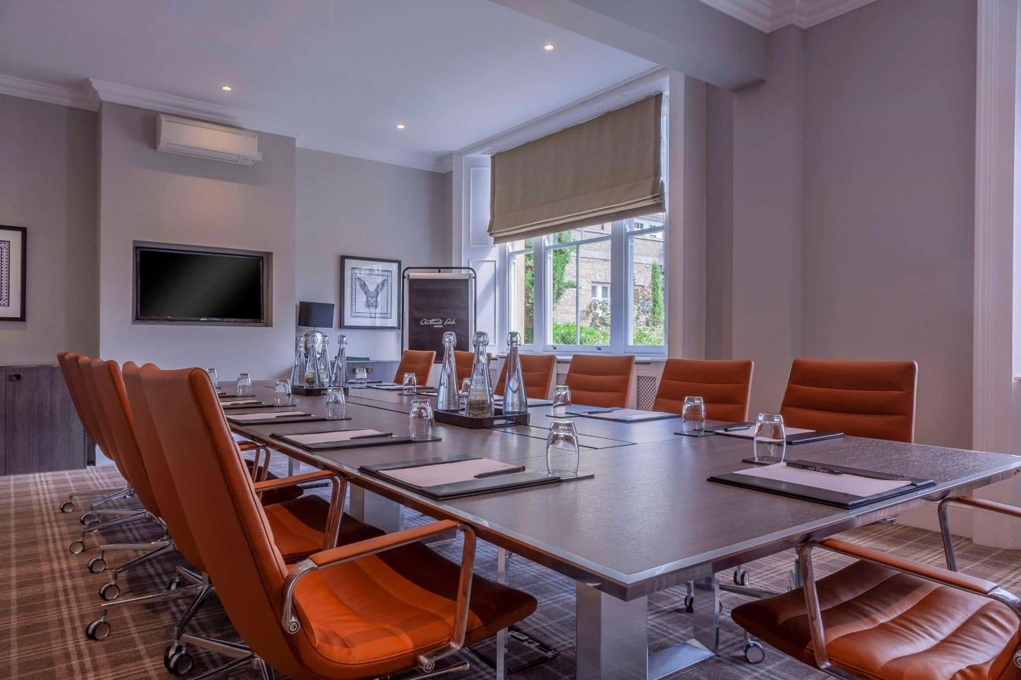 Oatlands Park Hotel Weybridge Kültér fotó